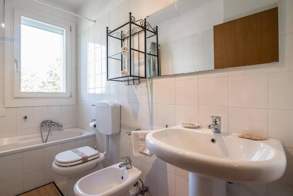 Enjoy Home - Appartamento Ampio, Luminoso E Immerso Nel Verde Padova 0*,